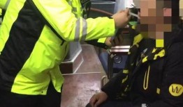 新闻爆料警察怎么处理,彰显正义与责任